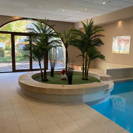 L'ours De St Lary, 6 Personnes, Piscine, Sauna, Hammam *