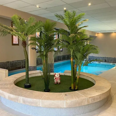 L'ours De St Lary, 6 Personnes, Piscine, Sauna, Hammam