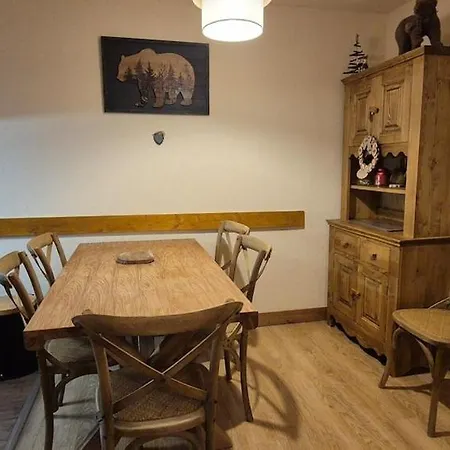 L'ours De St Lary, 6 Personnes, Piscine, Sauna, Hammam Apartamento